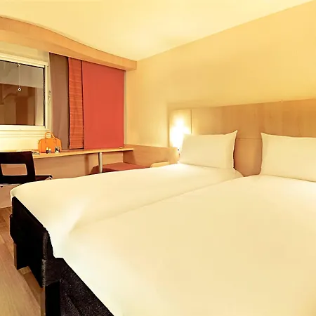 Hotel Ibis Lisboa Alfragide 2*