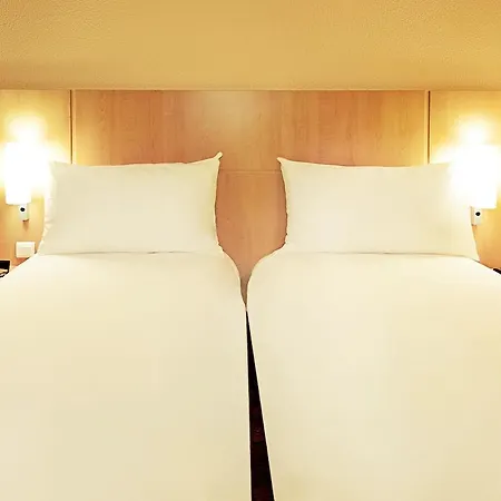 Ibis Lisboa Alfragide 2*